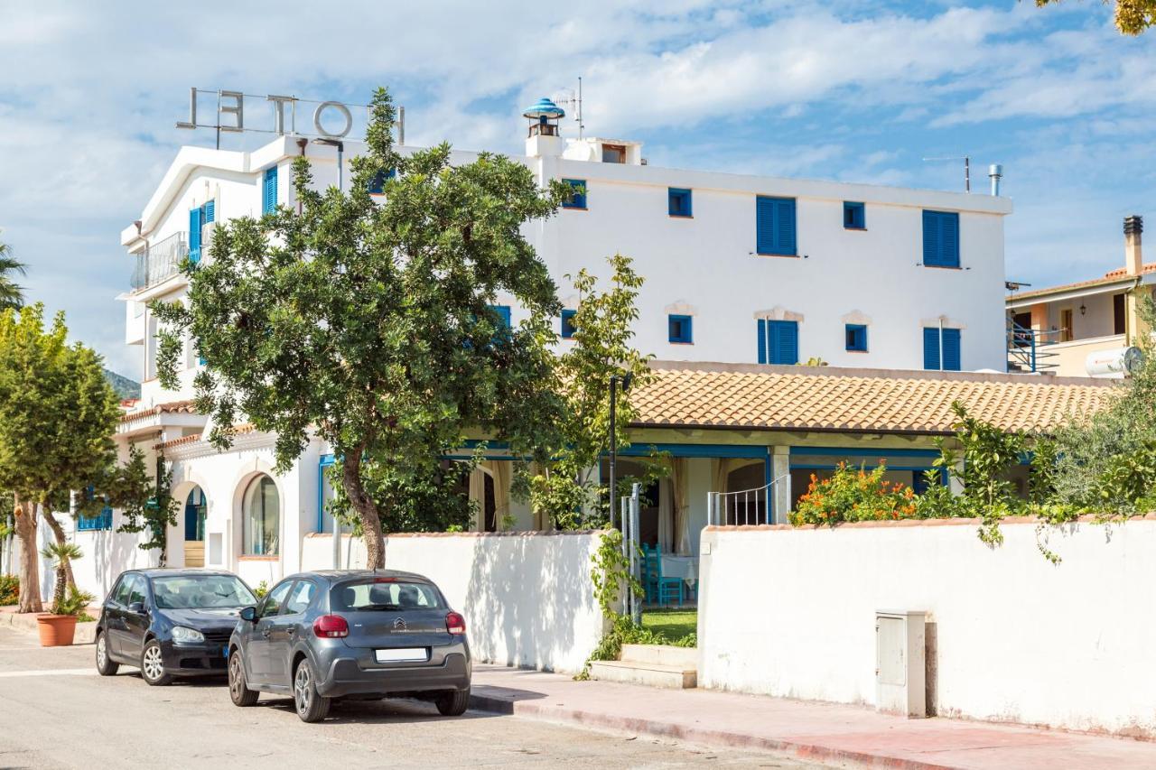 S'ortale Con Parcheggio Interno E Ristorante All'aperto 3* Orosei