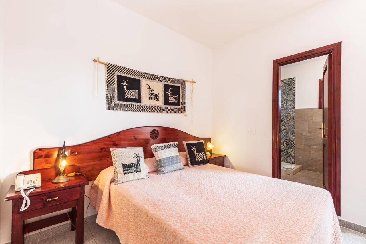 S'ortale Con Parcheggio Interno E Ristorante All'aperto 3* Orosei
