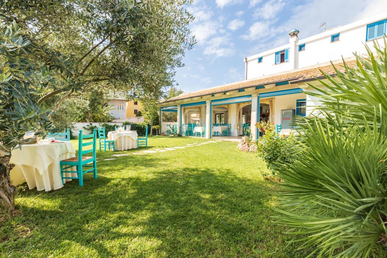 Hotel S'ortale Con Parcheggio Interno E Ristorante All'aperto Orosei