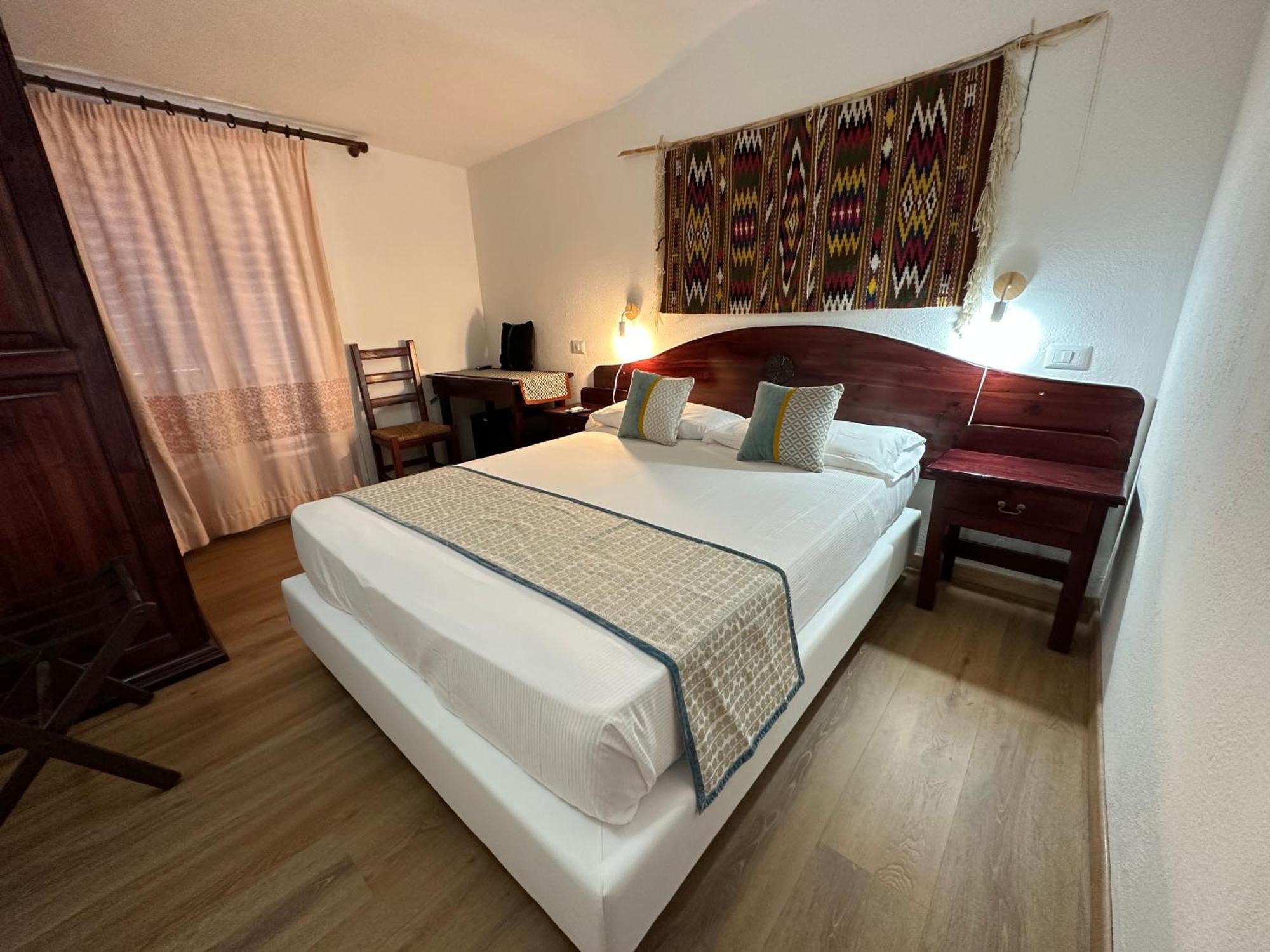 S'ortale Con Parcheggio Interno E Ristorante All'aperto 3*