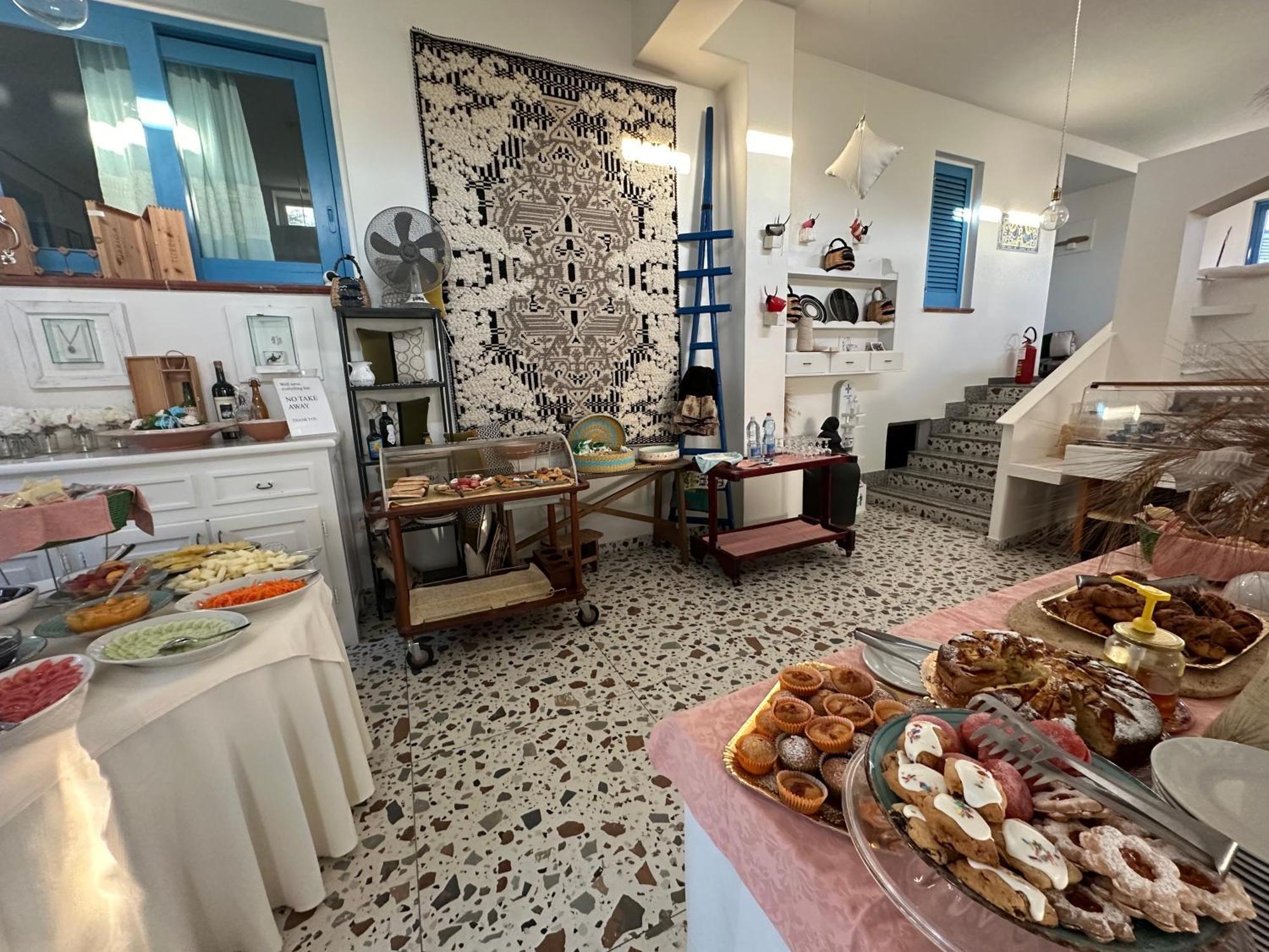 S'ortale Con Parcheggio Interno E Ristorante All'aperto Hotel Orosei